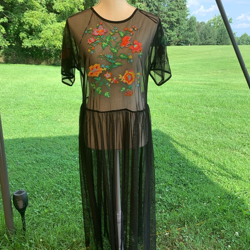 Zara Mesh embroidered dress - Picture 6 of 8